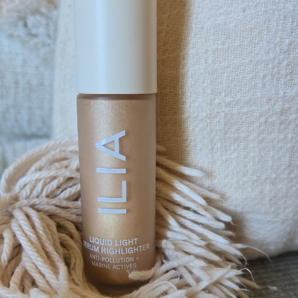 ILIA Liquid Light Serum Highlighter - Radiant Gold